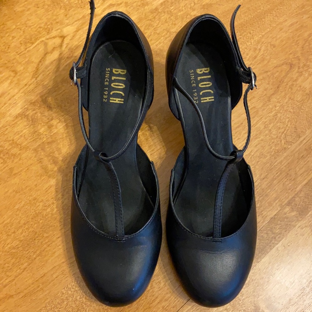 Bloch S03901 Dance / Character shoe, Size: 8